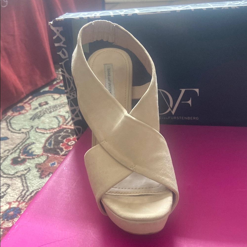 Diane Von Furstenberg Cream Platform Shoes with Crisscross Straps